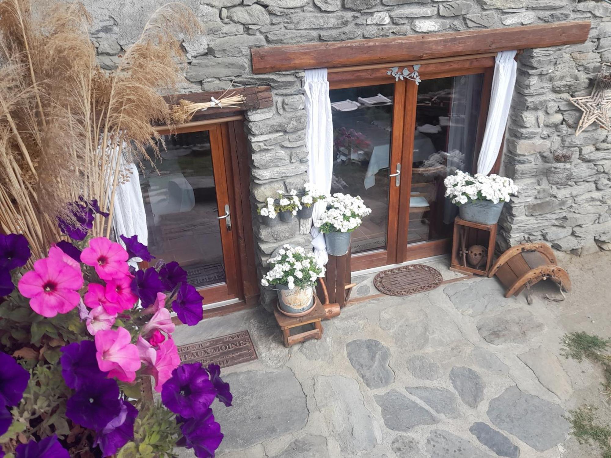 Appartement De Charme 4/6 Pers Dans Joli Village De Montagne Bourg-Saint-Maurice Exterior photo